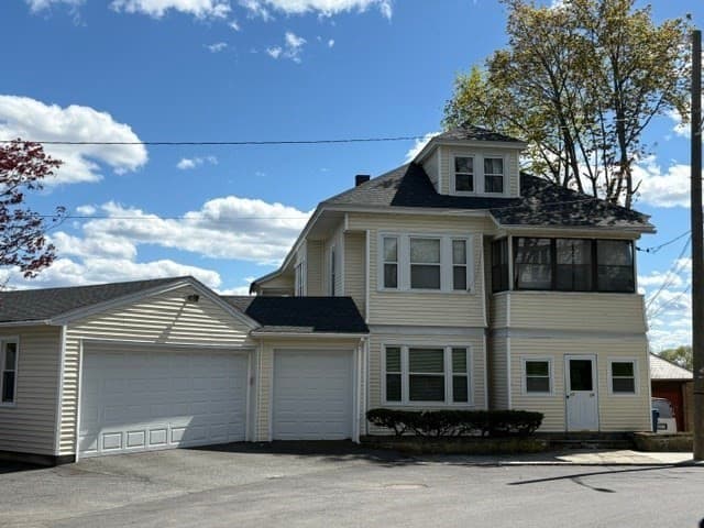 15-17 Allyn Ter, Lawrence MA 01841