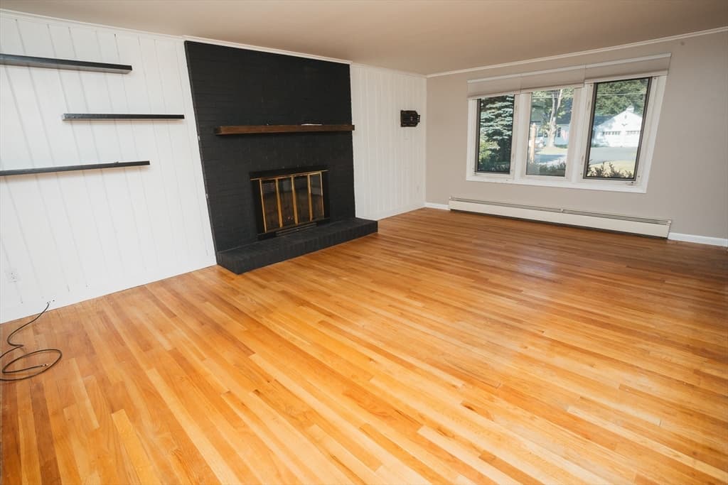 Single Family Residence at 40 Newell Pond Rd, Greenfield MA 01301, Greenfield, photo 6 of 42