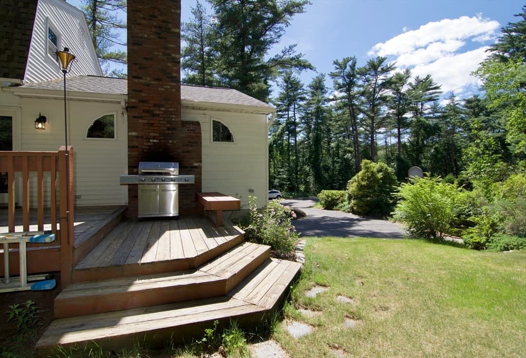 326 Flynt St, Palmer MA 01069 photo 35