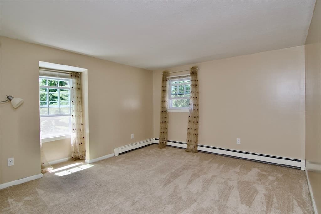 326 Flynt St, Palmer MA 01069 photo 31