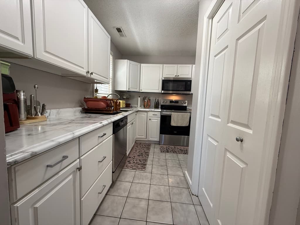 Condominium at 131 Laurel St # C, Malden MA 02148, photo 12 of 26