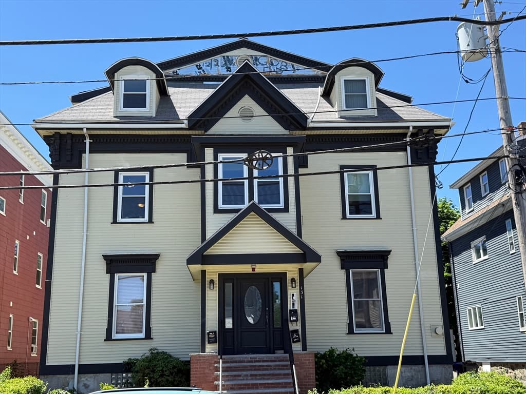 131 Laurel St # C, Malden MA 02148