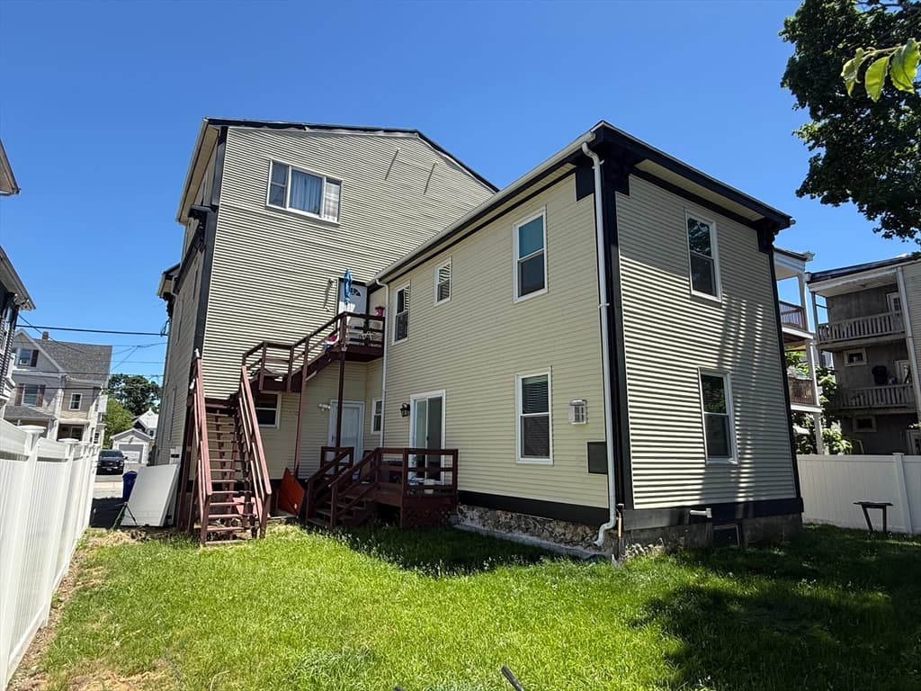 Condominium at 131 Laurel St # C, Malden MA 02148, photo 5 of 26