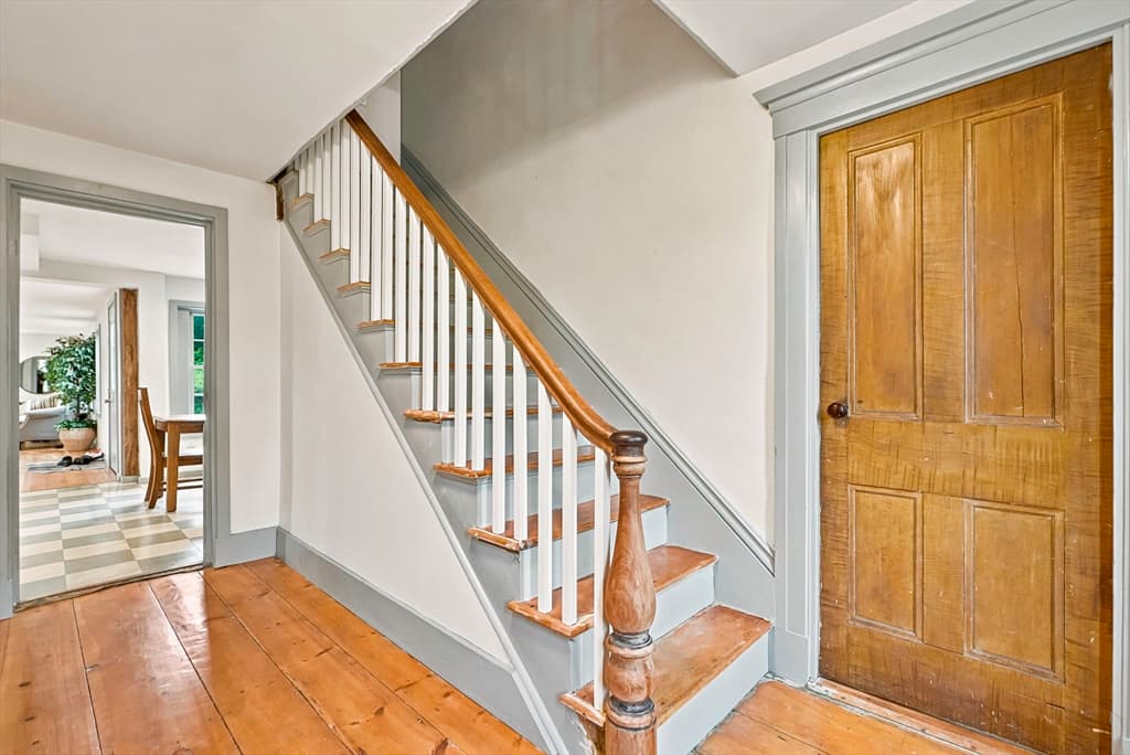 Single Family Residence at 34 George Street, Mendon MA 01756, Mendon, photo 6 of 34