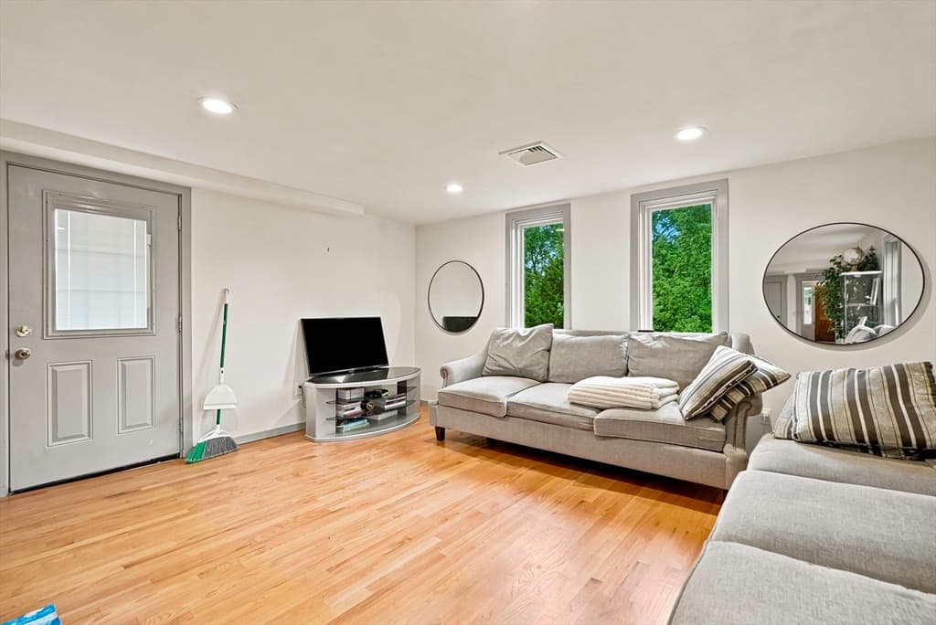 Single Family Residence at 34 George Street, Mendon MA 01756, Mendon, photo 15 of 34