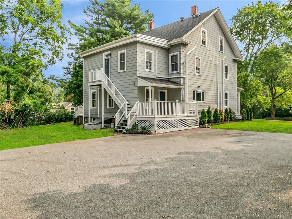 2 Family - 2 Units Up/Down at 186 Main Street, Wayland MA 01778, photo 4 of 29