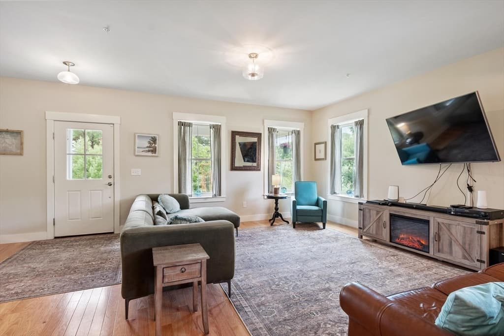 5 Powell St # B, Harvard MA 01451 photo 4