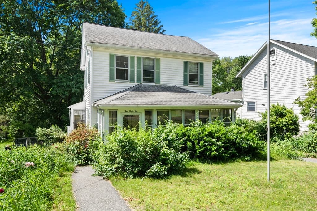 242 Lincoln Street, Lexington MA 02421 photo 2