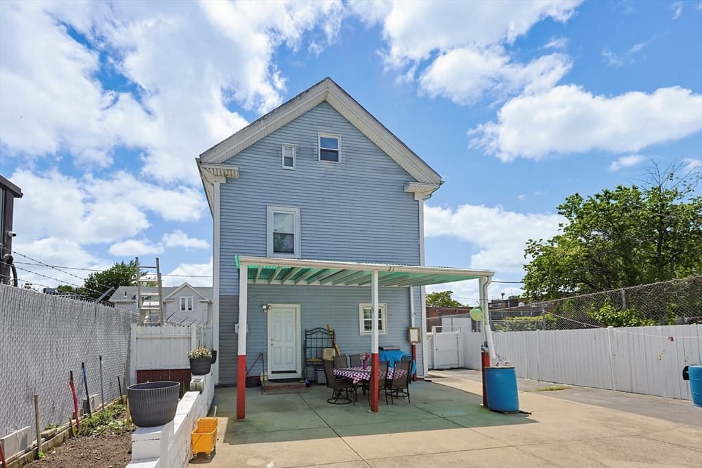 3 Family at 18 Washburn Ave, Brockton MA 02301, photo 2 of 42