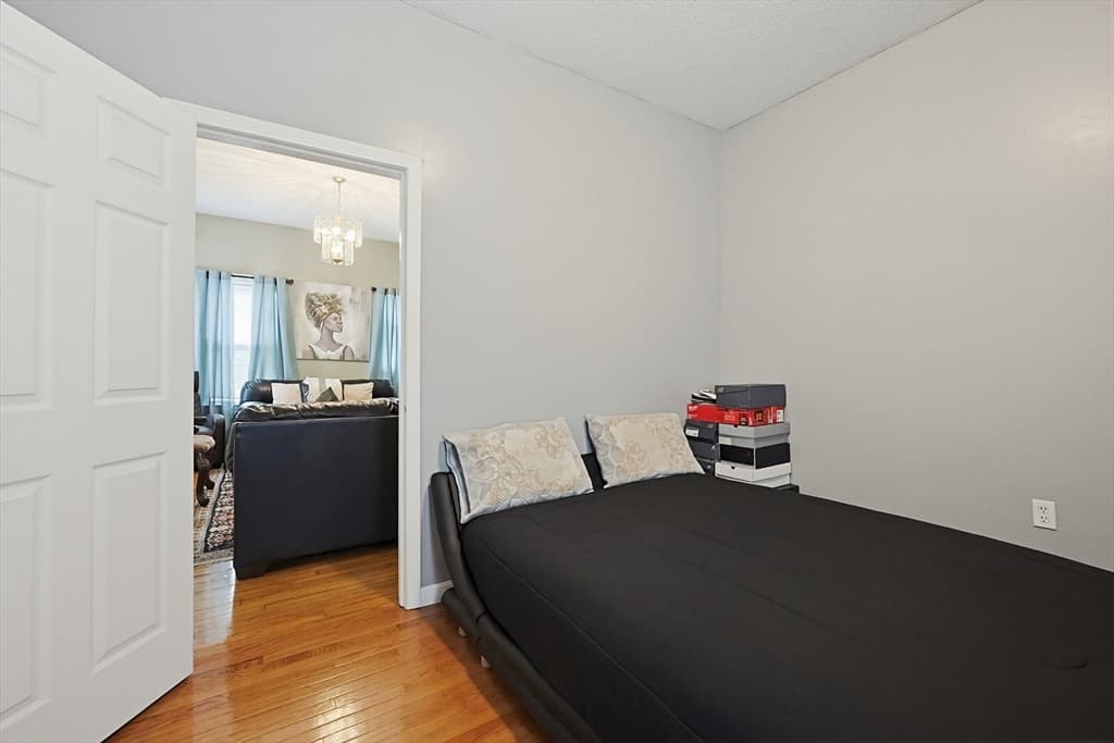3 Family at 18 Washburn Ave, Brockton MA 02301, photo 13 of 42