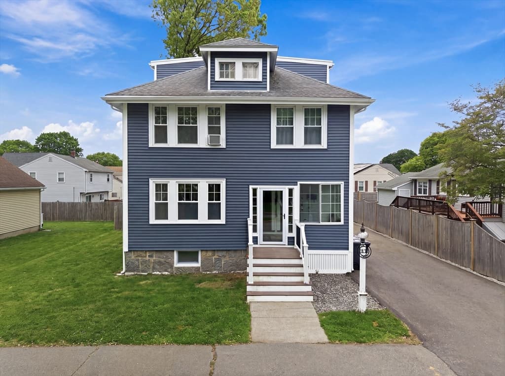 11 Conrad St, Quincy MA 02169 photo 2