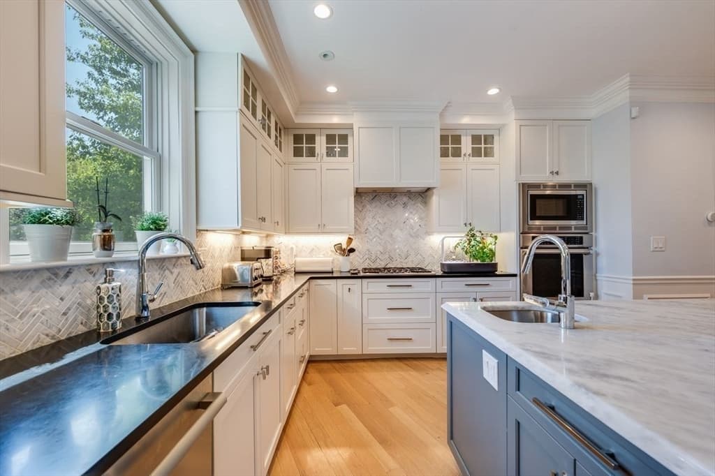 Single Family Residence at 84 Westbourne Terrace # 84, Brookline MA 02446, photo 2 of 29