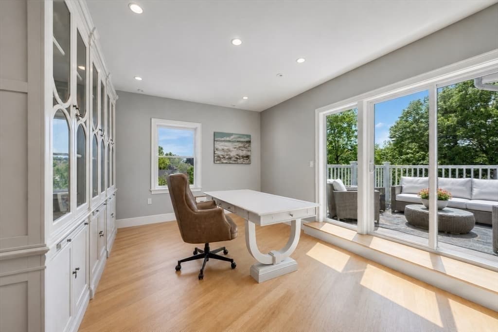 Single Family Residence at 84 Westbourne Terrace # 84, Brookline MA 02446, photo 16 of 29