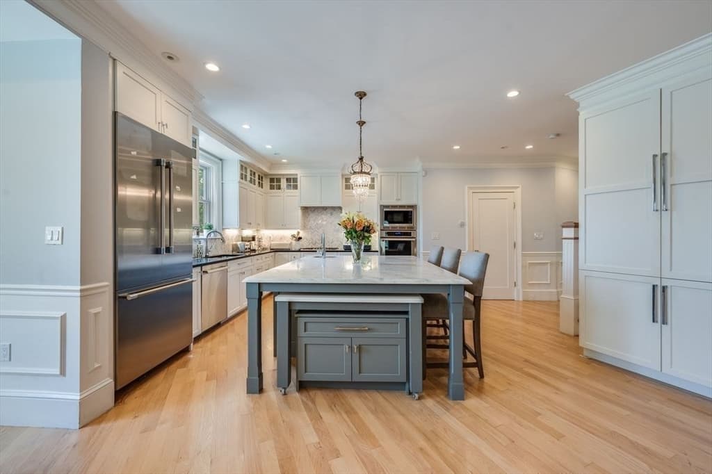 Single Family Residence at 84 Westbourne Terrace # 84, Brookline MA 02446, photo 5 of 29