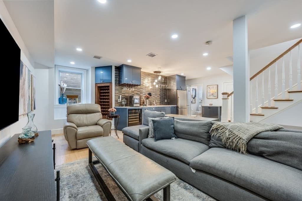 Single Family Residence at 84 Westbourne Terrace # 84, Brookline MA 02446, photo 21 of 29