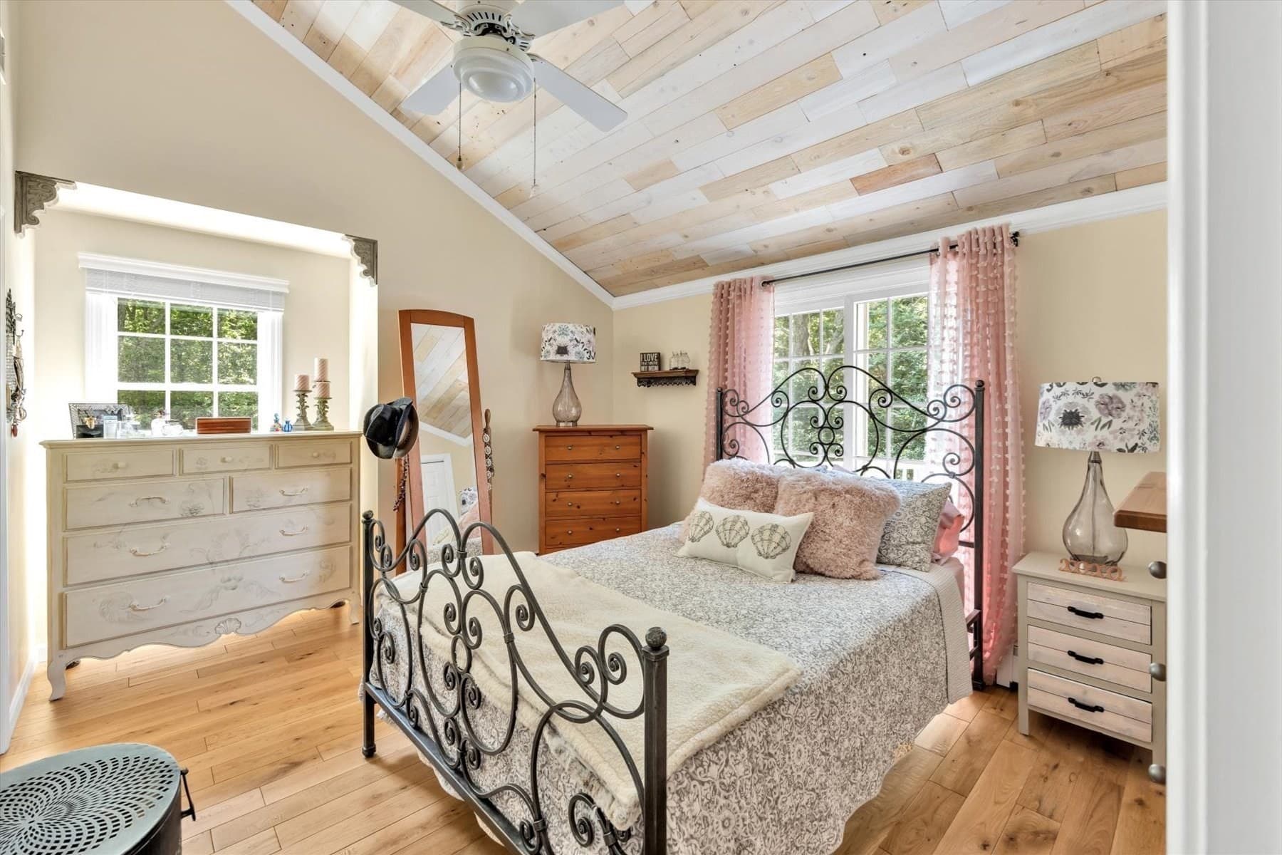 Single Family Residence at 7 Cachalot Lane, Falmouth MA 02540, photo 18 of 42
