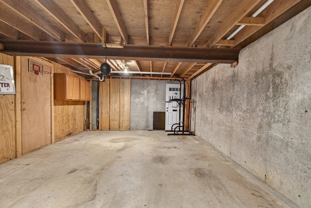 157 Maplewood Ave, Gloucester MA 01930 photo 24