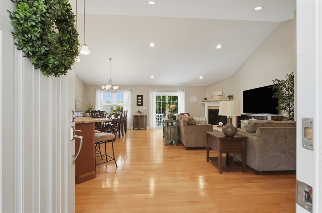 1001 Bayberry Drive, Dighton MA 02715 photo 23