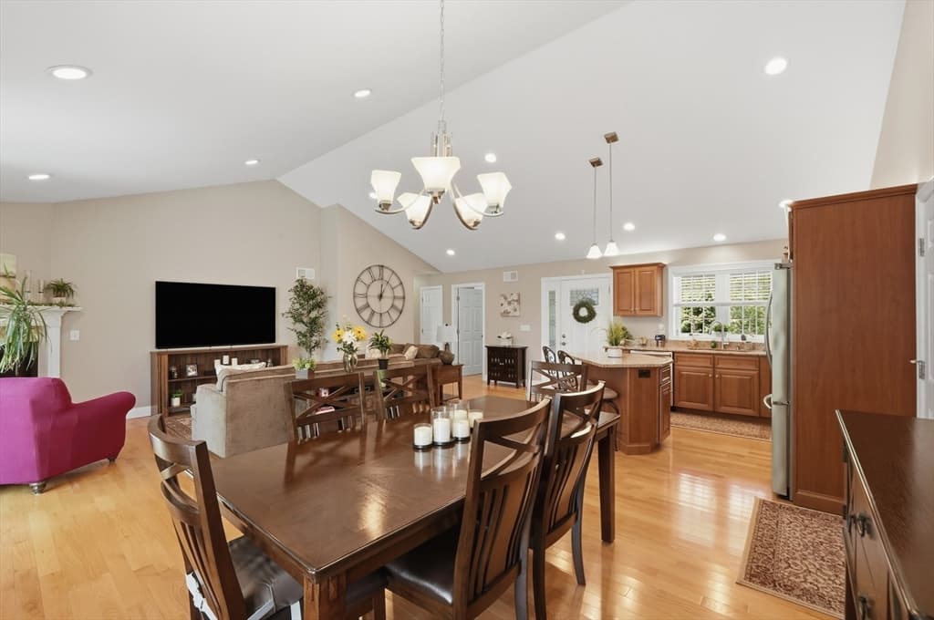 1001 Bayberry Drive, Dighton MA 02715 photo 28