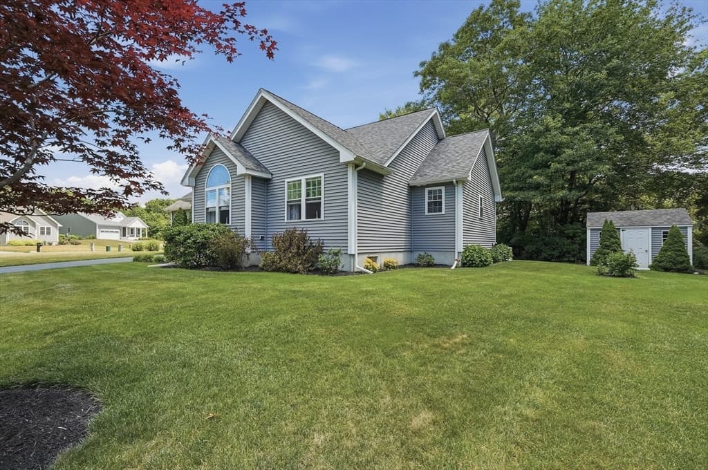 1001 Bayberry Drive, Dighton MA 02715 photo 5