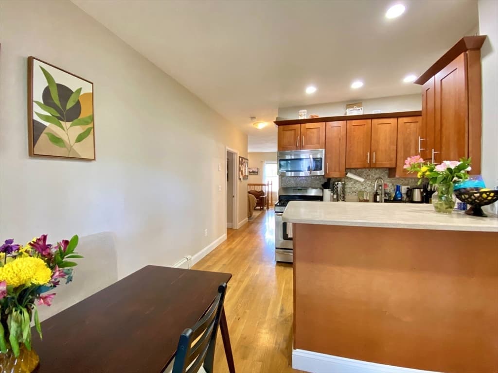 512 East 3rd Street, Boston MA 02127 photo 5