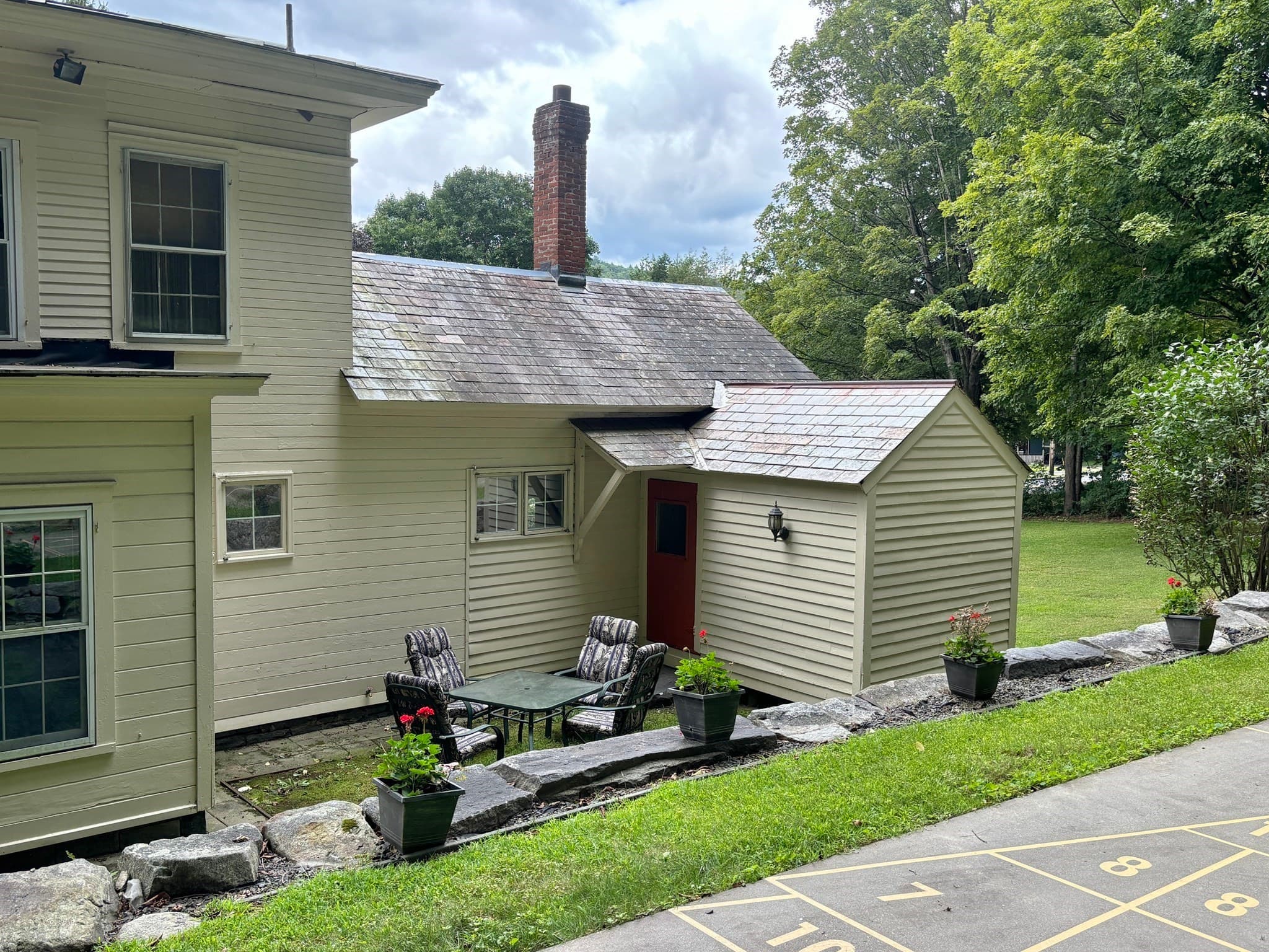 Single Family Residence at 19 S Maple St, Shelburne MA 01370, Shelburne, photo 6 of 42