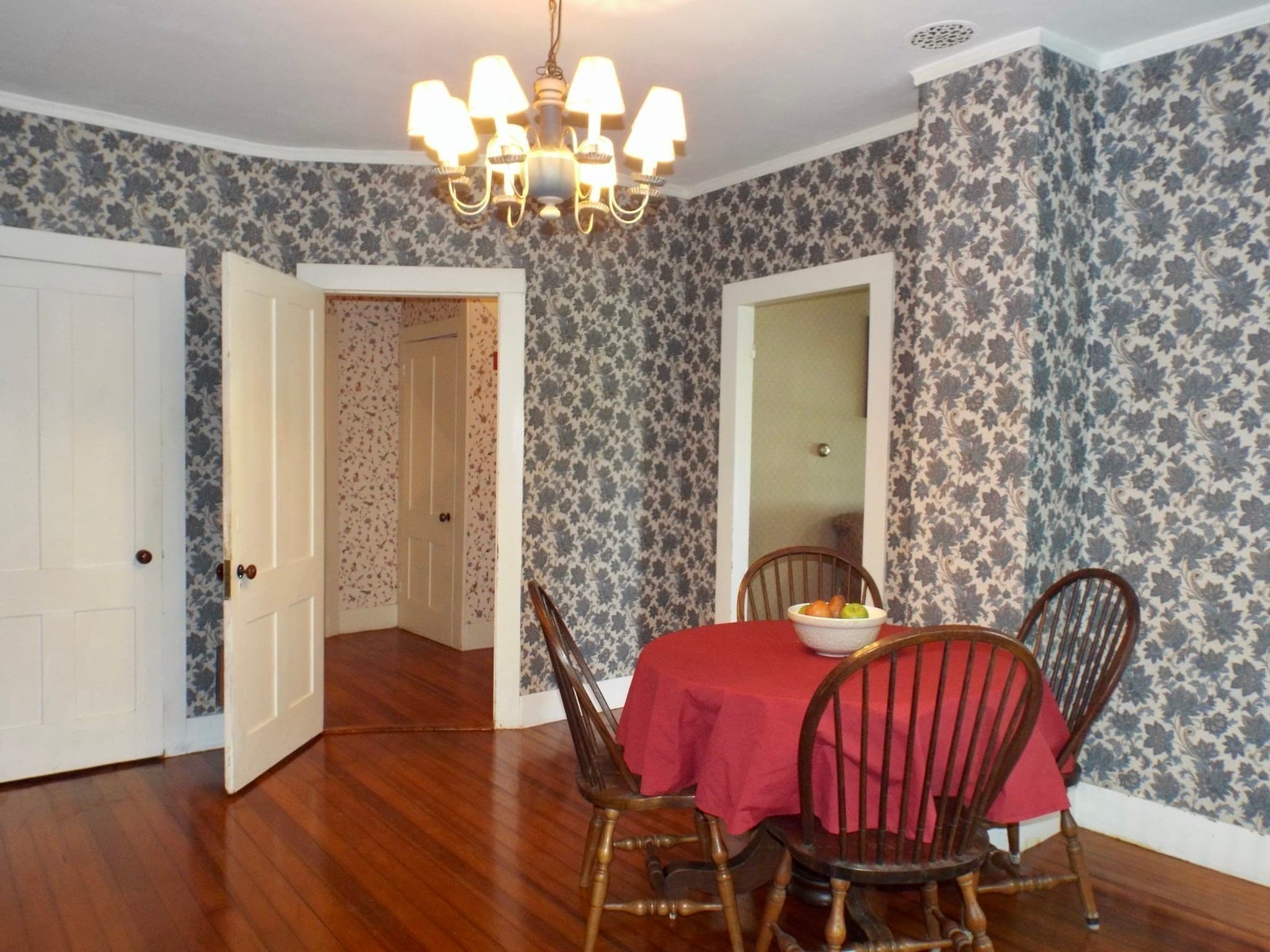 Single Family Residence at 19 S Maple St, Shelburne MA 01370, Shelburne, photo 12 of 42