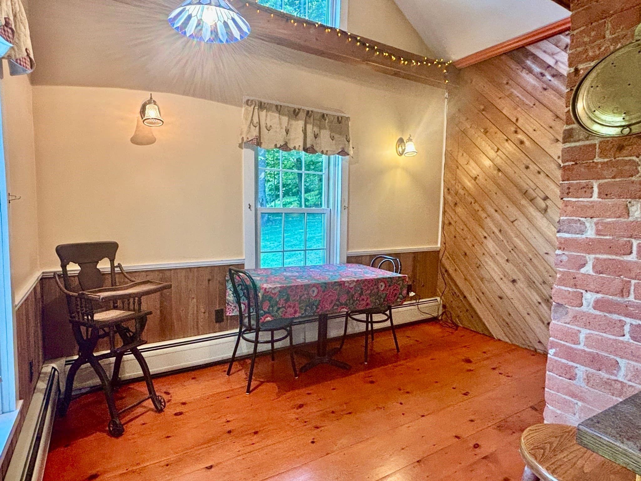 Single Family Residence at 19 S Maple St, Shelburne MA 01370, Shelburne, photo 9 of 42