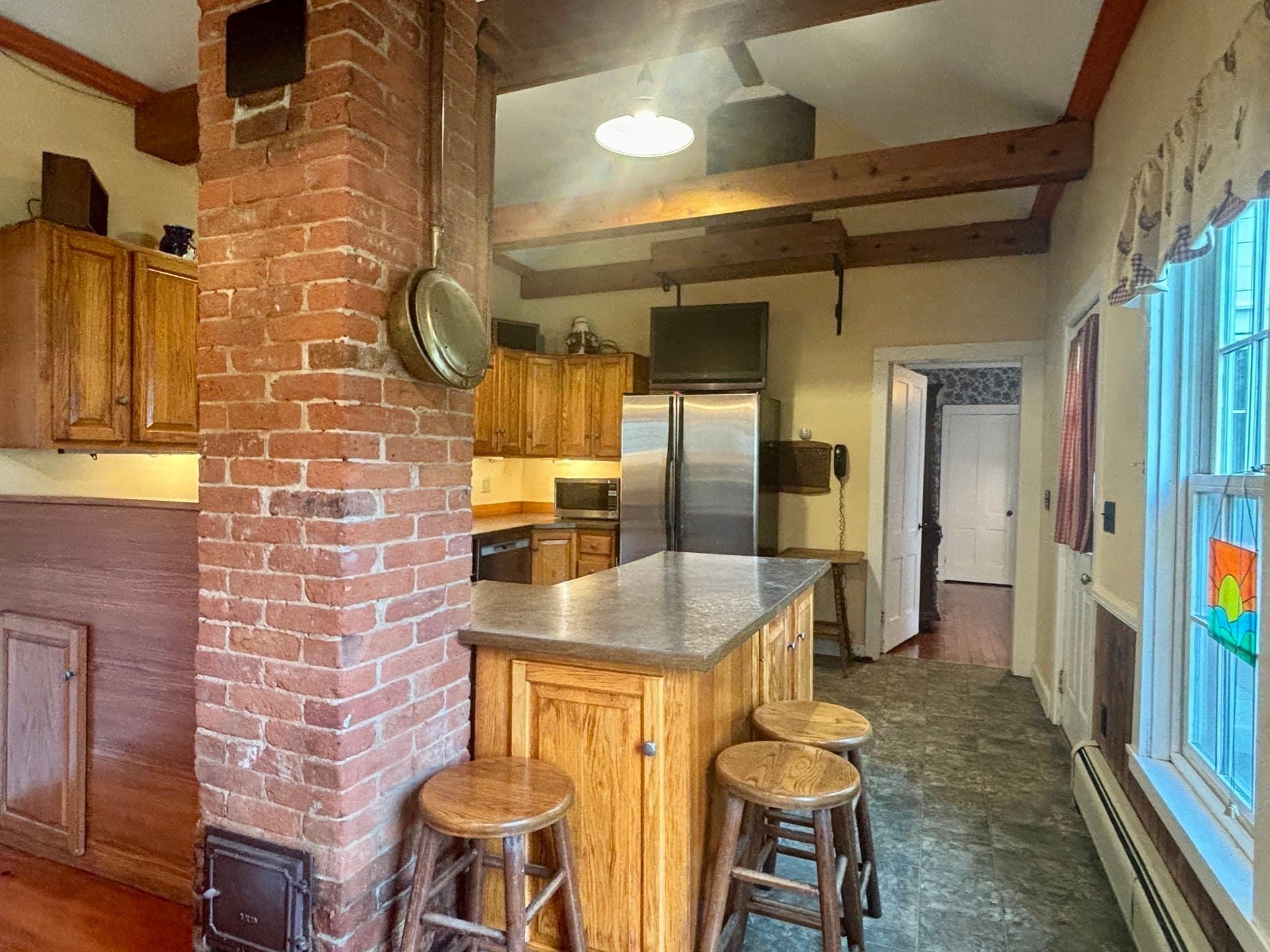 Single Family Residence at 19 S Maple St, Shelburne MA 01370, Shelburne, photo 10 of 42