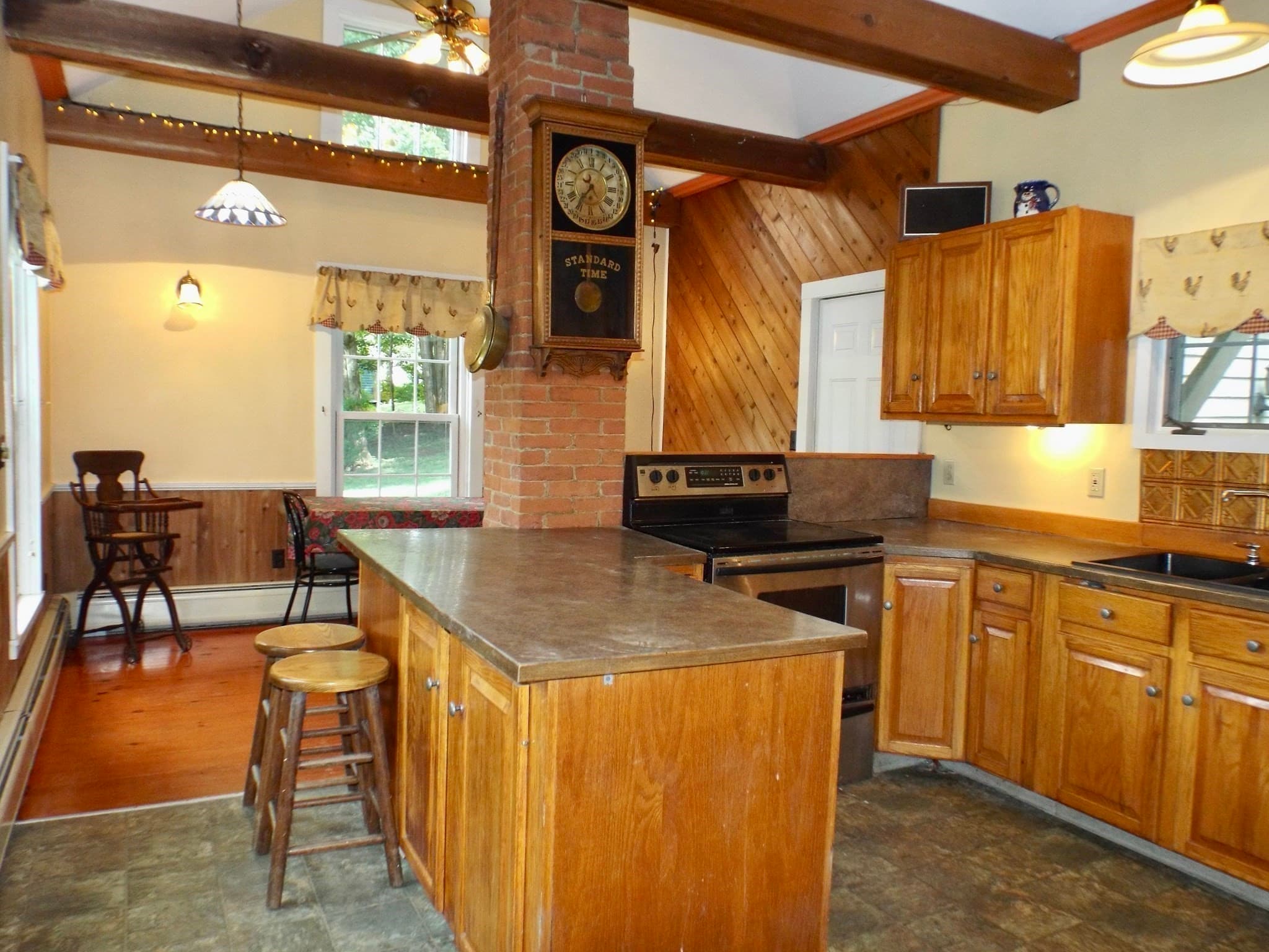 Single Family Residence at 19 S Maple St, Shelburne MA 01370, Shelburne, photo 8 of 42