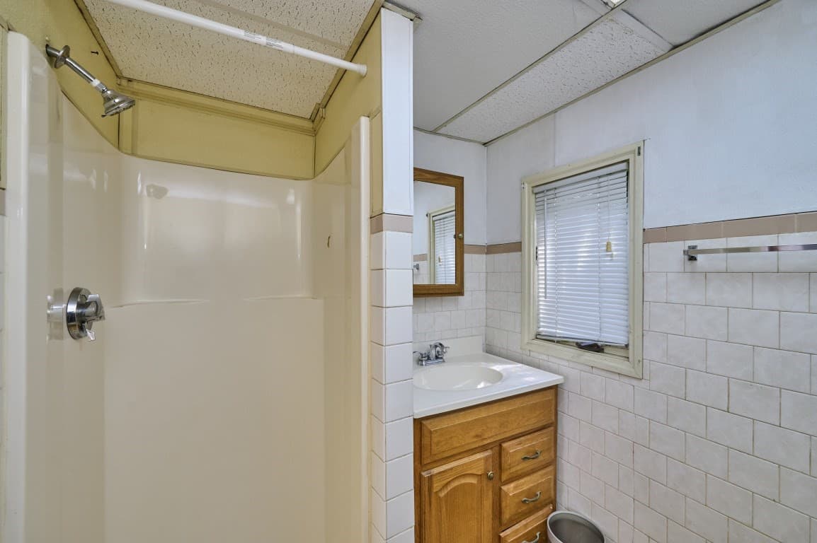 3 Family at 55 Elm St, Somerville MA 02144, Somerville, photo 23 of 41