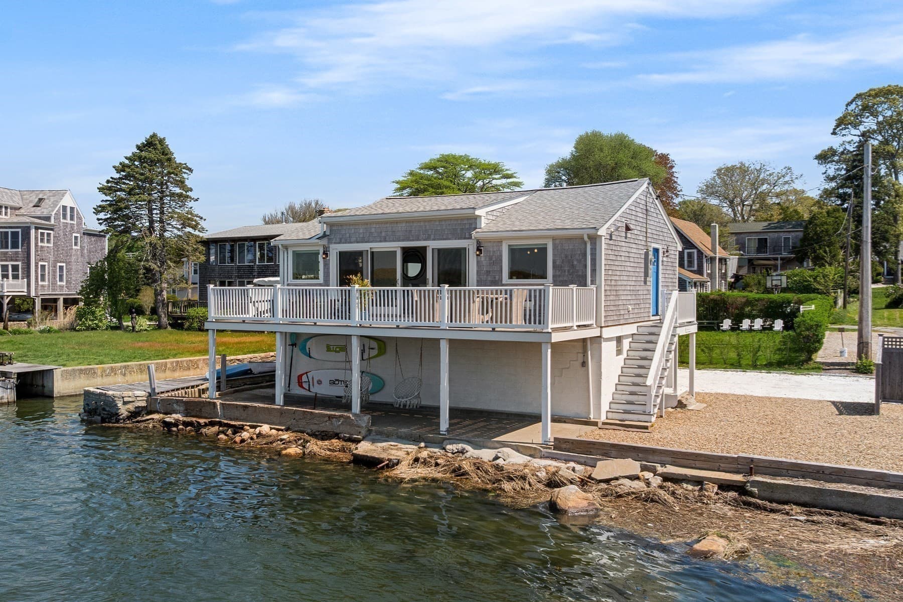 Single Family Residence at 8 Bonneau Court, Dartmouth MA 02748, photo 8 of 19