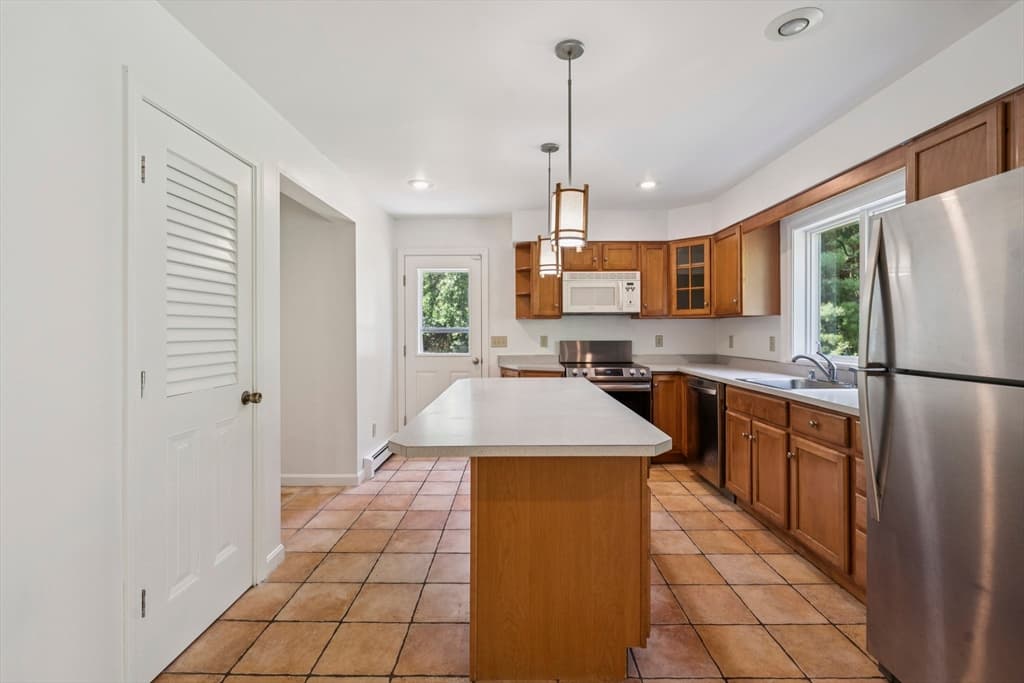 23 Crystal Spring Road, Mattapoisett MA 02739 photo 3