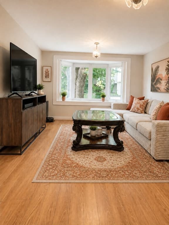 22 Abbott Rd, Waltham MA 02452 photo 6
