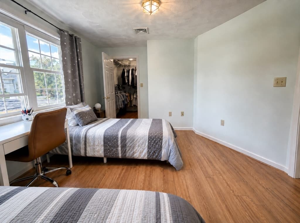 22 Abbott Rd, Waltham MA 02452 photo 13