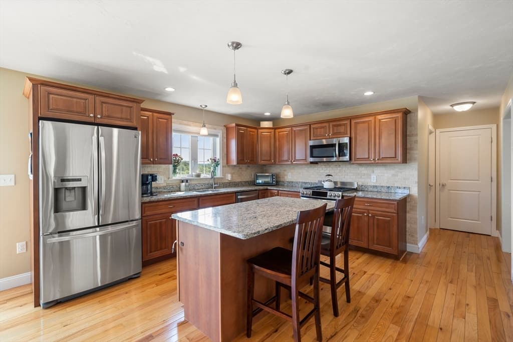 Single Family Residence at 73 Franklin St, Halifax MA 02338, Halifax, photo 18 of 42