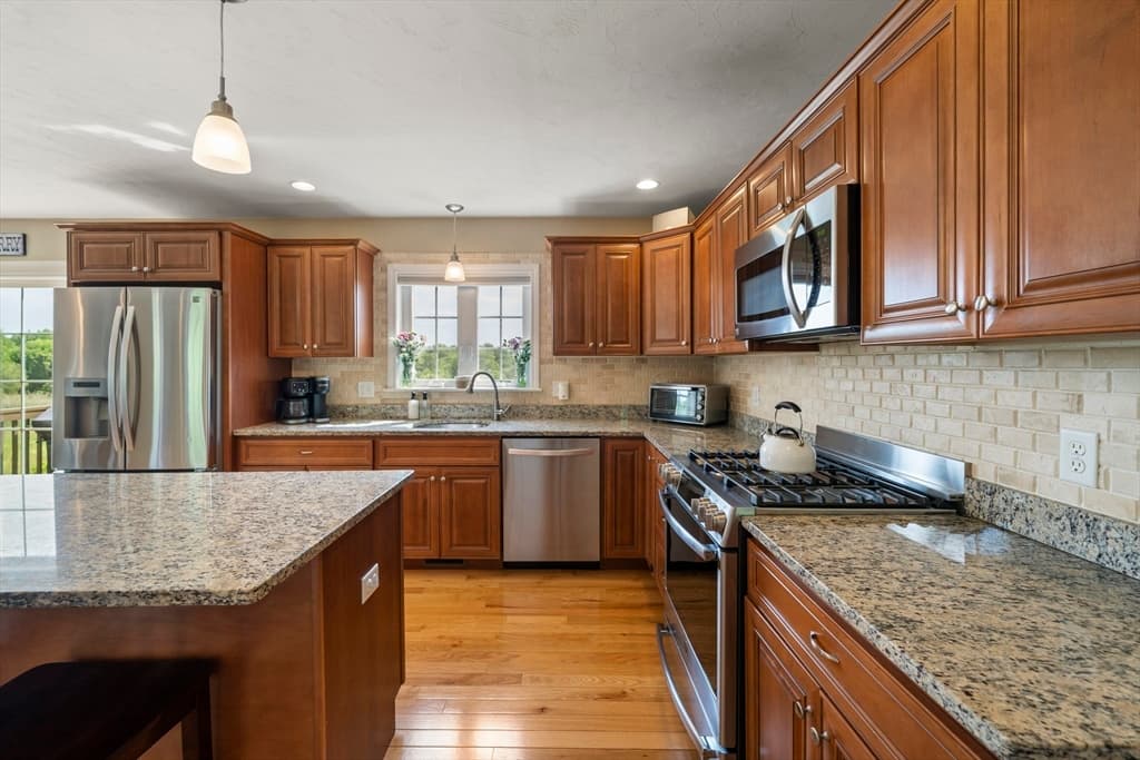 Single Family Residence at 73 Franklin St, Halifax MA 02338, Halifax, photo 19 of 42