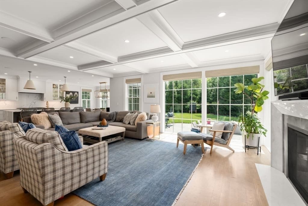 45 Longmeadow Rd, Wellesley MA 02482 photo 9
