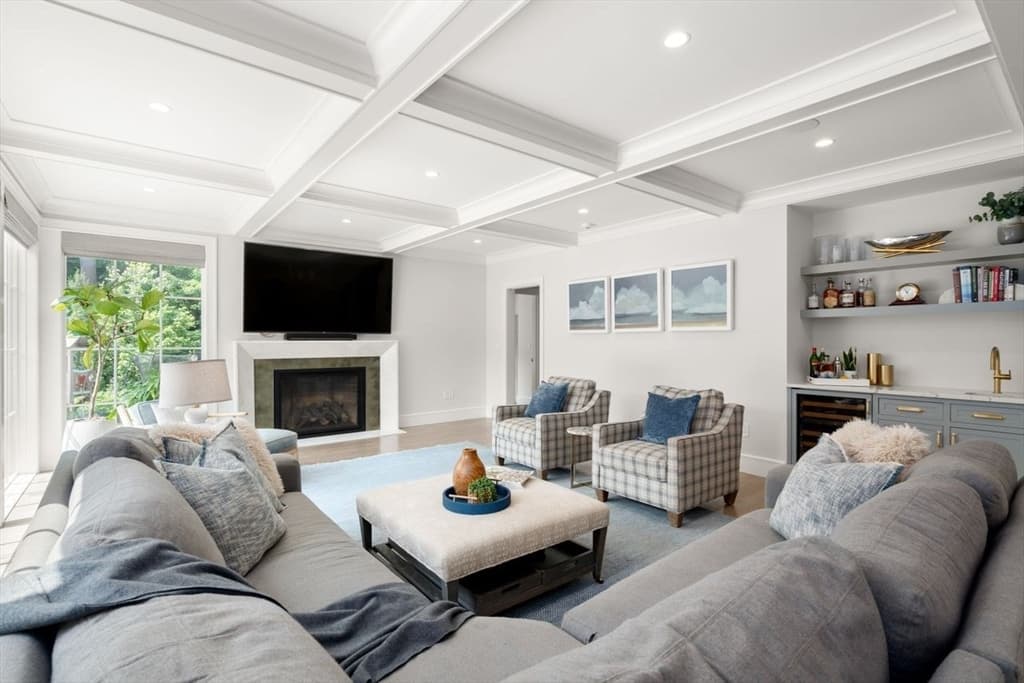 45 Longmeadow Rd, Wellesley MA 02482 photo 11