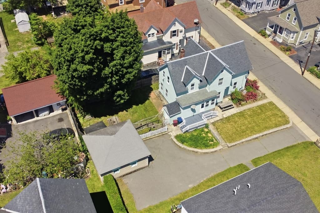 79 Warwick St, Lowell MA 01851 photo 36