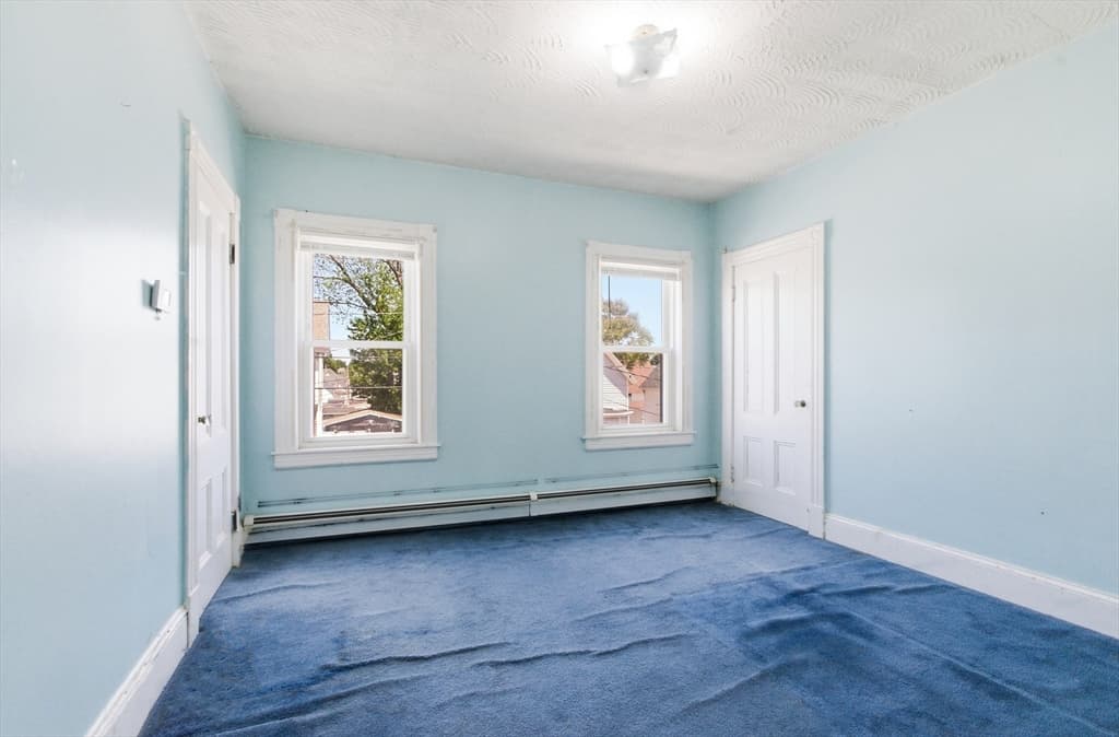 79 Warwick St, Lowell MA 01851 photo 28