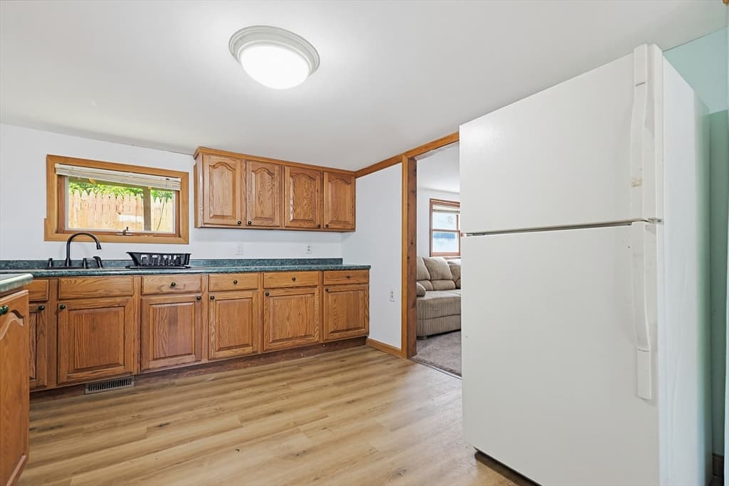 5 Packard Street, Palmer MA 01069 photo 16