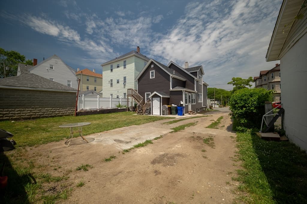45 Lafayette St, Fall River MA 02723 photo 5