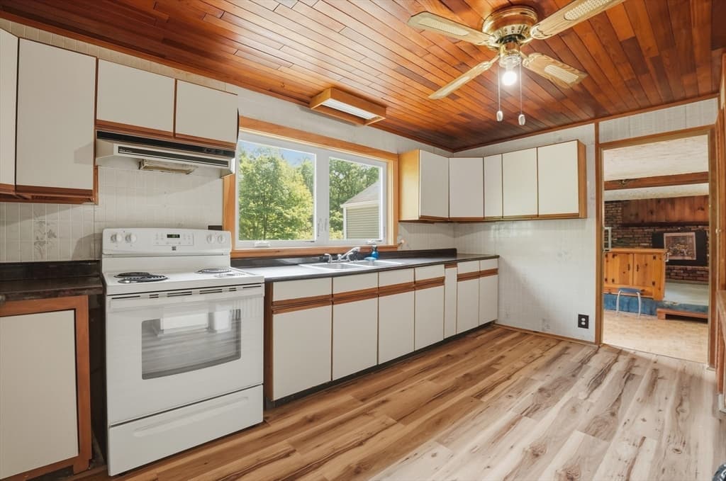 61 Flagg Swamp Rd, Freetown MA 02717 photo 16