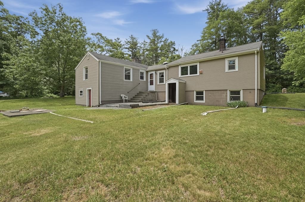 61 Flagg Swamp Rd, Freetown MA 02717 photo 8