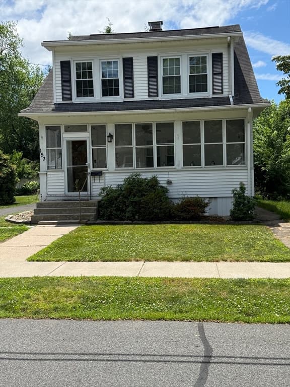 153 Edgewood Ave, Longmeadow MA 01106