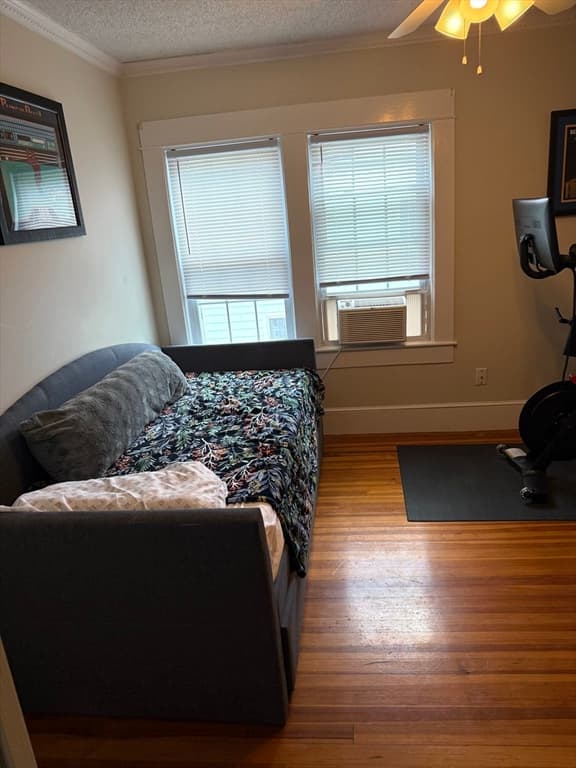 Single Family Residence at 153 Edgewood Ave, Longmeadow MA 01106, photo 9 of 24