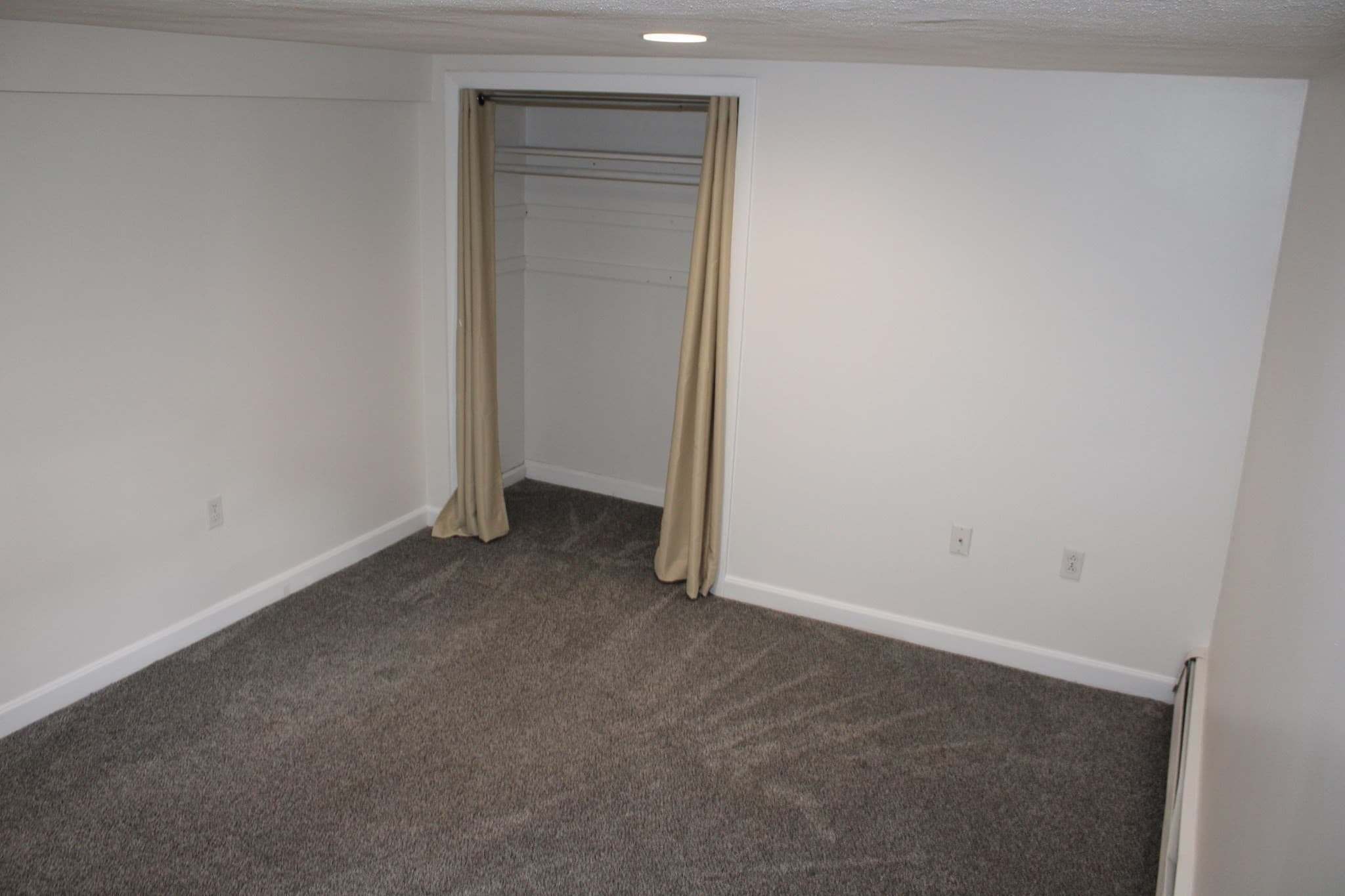 Single Family Residence at 496 Winthrop St, Winthrop MA 02152, Winthrop, photo 22 of 29