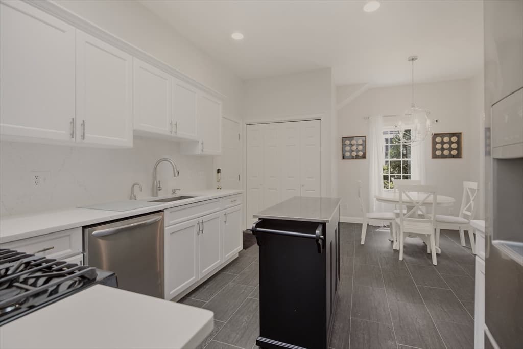 Single Family Residence at 73 Hidden Bay Dr # 73, Dartmouth MA 02748, Dartmouth, photo 16 of 42
