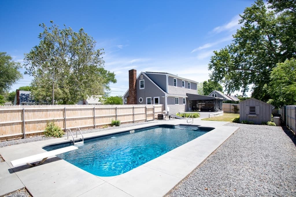 100 Sycamore St, Swansea MA 02777 photo 16